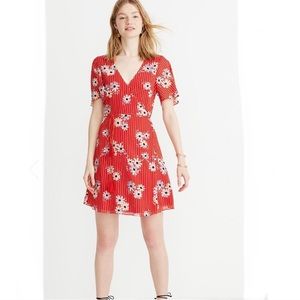 Madewell Button-Wrap Dress in Daisy Society Red
